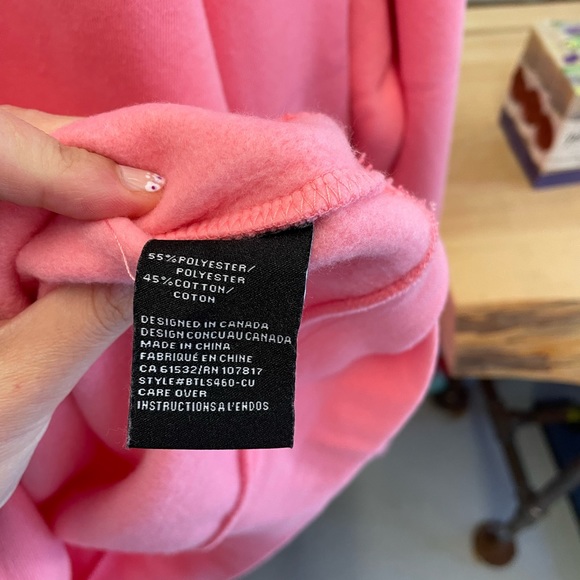 NWT - Brunette the Label x Benefit - oversized crew neck - Picture 5 of 6